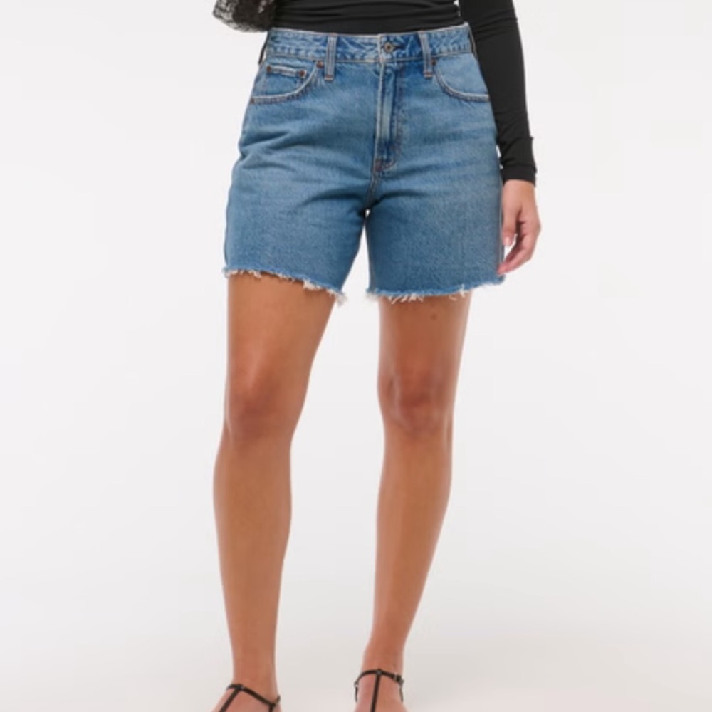 High rise jean shorts\ New - Picture 2 of 8
